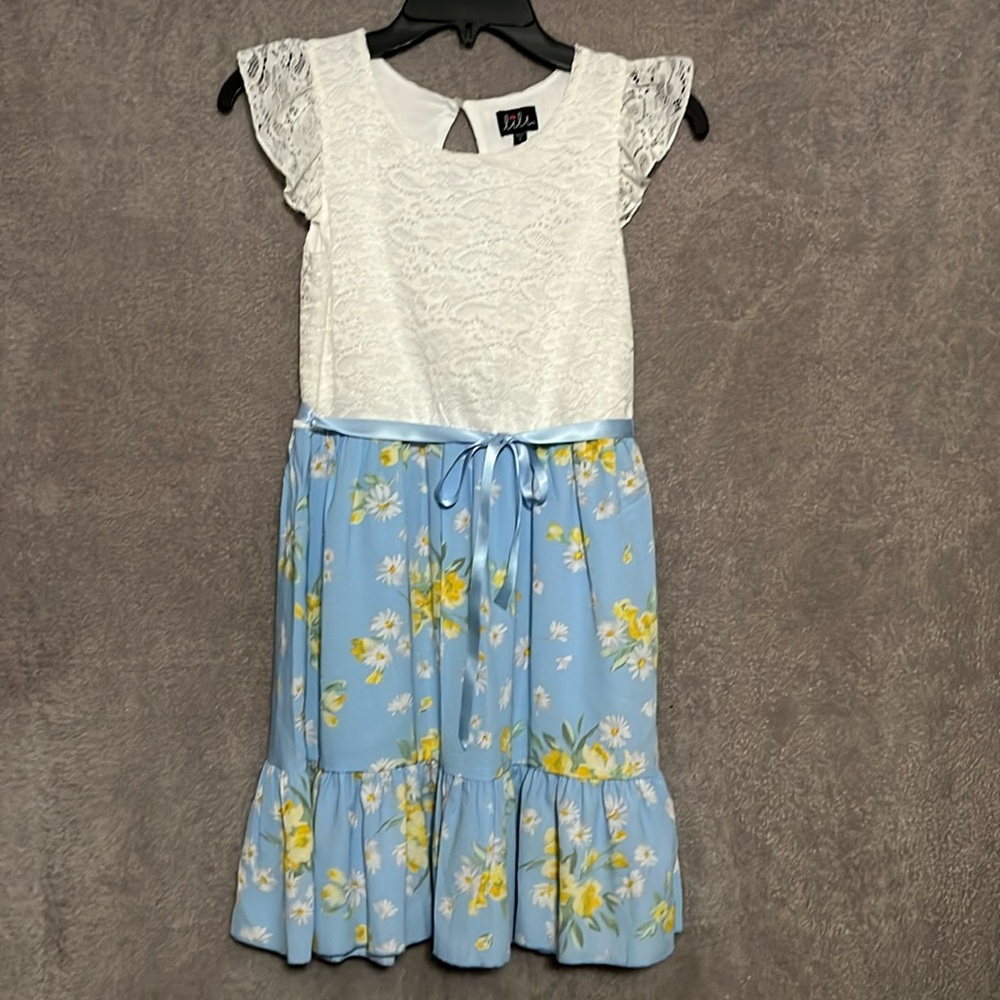 girl’s dress